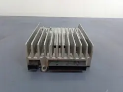Mercedes-Benz Radiovahvistin OEM A2129005213