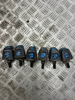 Lavafaros OEM SPRYSKIWACZ para Mitsubishi Pajero I