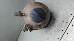 Reservatório de Refrigerante VW T4 2.5TDI 00-03 701121407C