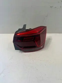 Luz Trasera Derecha Polo 2G 2G0945208B