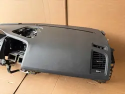 Volvo XC60 instrumentbrädakonsoll OEM XC60 deska 09-17