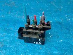 Audi Q7 4M Ilmajousitusventtiili OEM 4M0616013A