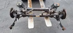 OEM 7104999 Taka-akselipalkki Ford Focus MK2