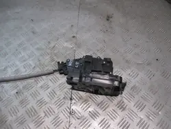 Mercedes-Benz Dörrlås A 2220063999