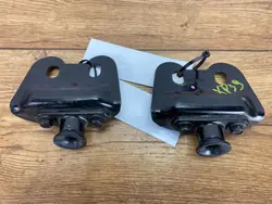 Dachverriegelung Halterung OEM 10340516 für Corvette C6 2005+
