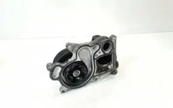 Vesipumppu OEM 781083304 BMW 3 Touring F31 2.0L:lle