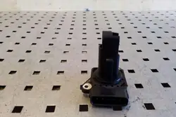 MITSUBISHI PAJERO III Luftmassenmesser 1525A016