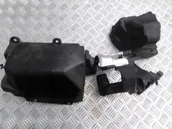 Volvo XC90 II T6 Kompressorin kansi OEM 31437422