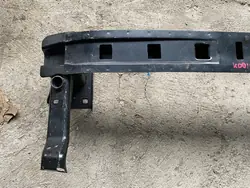 Skoda OE 565807109 Renforcement de Pare-chocs