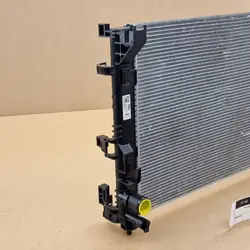 Wasserkühler OEM 214107347R für Renault Modelle