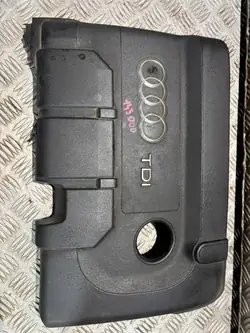 Skoda Fabia III bovenste motorafdekking OEM 04B103925E
