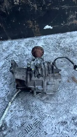 Ford Verteilergetriebe OEM F1GP-7L486-LF Gebraucht