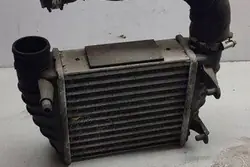 Radiador Intercooler AUDI A4 2.0L Diesel 2006 OEM 8E0145806M
