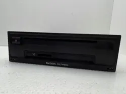 Skoda Multimedia-lukija OEM 5E0035840A - Käytetty