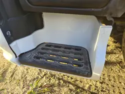 Ford F-MAX 500 ala-askelkiinnike OEM - Vasen puoli