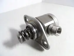Pompe à essence VW Jetta 5C 1.8 TSI USA 06A127026A