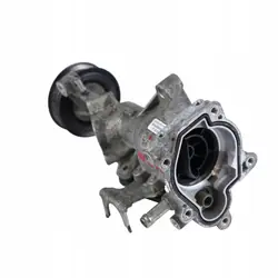 Pompe à eau Mercedes OEM A2702000000 - Occasion