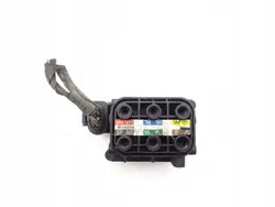 Válvula de suspensão AIRMATIC A2123200358 Mercedes W221