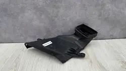 Rechthoekige luchtgeleider Audi A4 B8 A5 8T 8K0129618E