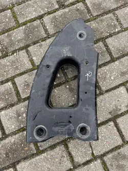 Ford F-Max 500 Ohjaamon Oikea Jousituskiinnike OEM