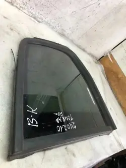 OEM 43R011595 Bakruta höger för VW Touran 5T1