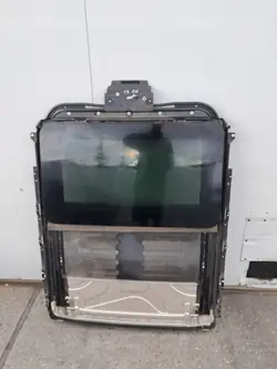 BMW X5 E53 Lasikattoiluukku OEM 8408062 - Käytetty