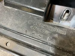Mercedes-Benz Karossdel OEM A9075461800 - Begagnad