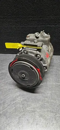 Volkswagen OE 2E0 820 803D Kompressori, Ilmastointi