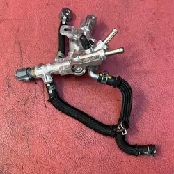 Distribuidor de combustível OEM SH01 para Mazda 3 2.2D 2014