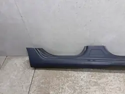 OEM 5E0 Oikea kynnyspeite Skoda Octavia III