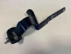 Audi A5 2018 Oikea puoli Tavaratilan luukun sarana OEM 8W8827300A