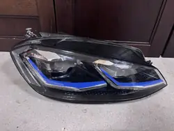 VW GOLF VII 7 e-Golf GTE Farol Direito Full LED