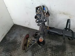 Bakaxelbalk OEM BELKA ZAWIESZENIA för Peugeot 2008