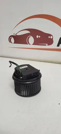Heizungskern OEM 4M5H18456CC für Volvo V50 2.0L Diesel
