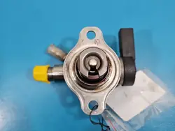 Pompe à carburant Skoda Octavia IV 1.5 TSI 05E127027L
