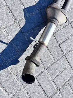 Tuyau d'échappement BMW X5 E53 M57 OEM BMW OE