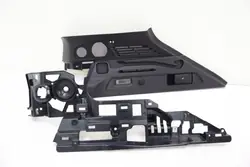 Maserati Grecale höger bagageluckssida OEM 670167200