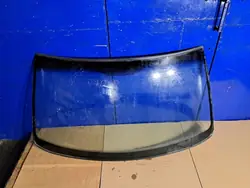 Begagnad Volvo OE framruta OEM 9151476