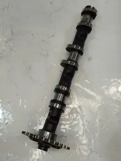 Arbre à cames VW Touareg II 7P 3.0 TFSI OEM 06E109101BG