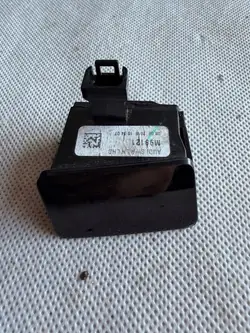 Audi Q7 Peilinkotelo OEM 4N1949145 - Käytetty