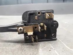 Commutateur clignotant Peugeot 104 OEM 61023001