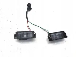 Luz de matrícula Kia OEM 92501-B2000 - Usado