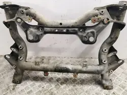 Mercedes-Benz C W204 Vorderer Hilfsrahmen OEM AMD101545