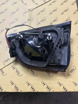 Feu arrière gauche Renault Clio IV 12-19