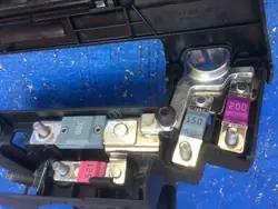 Audi A6 C8 sulakekanta OEM 310126173915