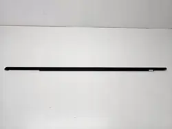 Audi Q8 linke vordere Schaberdichtung OEM 4M8837475