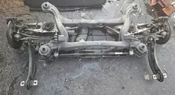 Viga suspensión trasera MERCEDES B-KLASA W246 15r