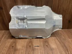 Mercedes-Benz pakoputken lämpökilpi OEM A1296820671