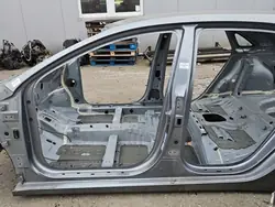 OEM IMPRK1540159 Vasen B-pilarin peite Kia Ceed III:lle