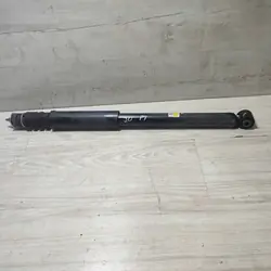 Taka-oikea iskunvaimennin OEM 562101521R Dacia Joggerille